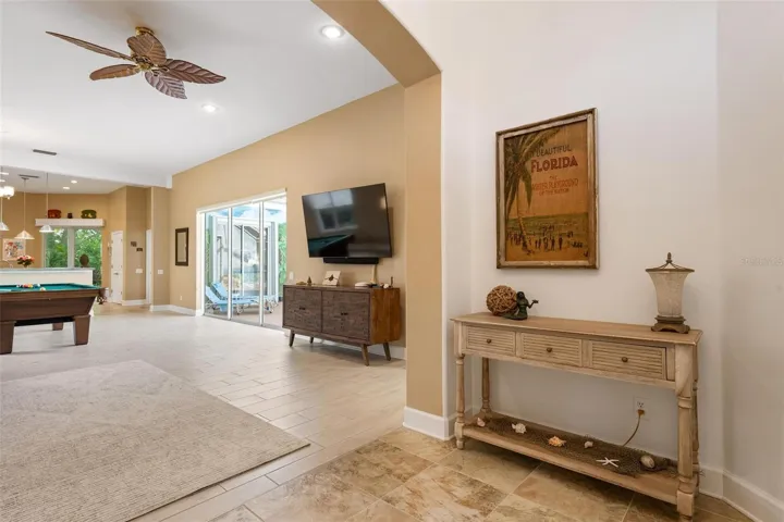 Foyer, great room