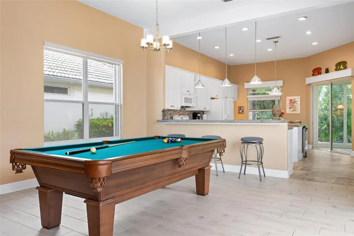 Dining room, kitchen