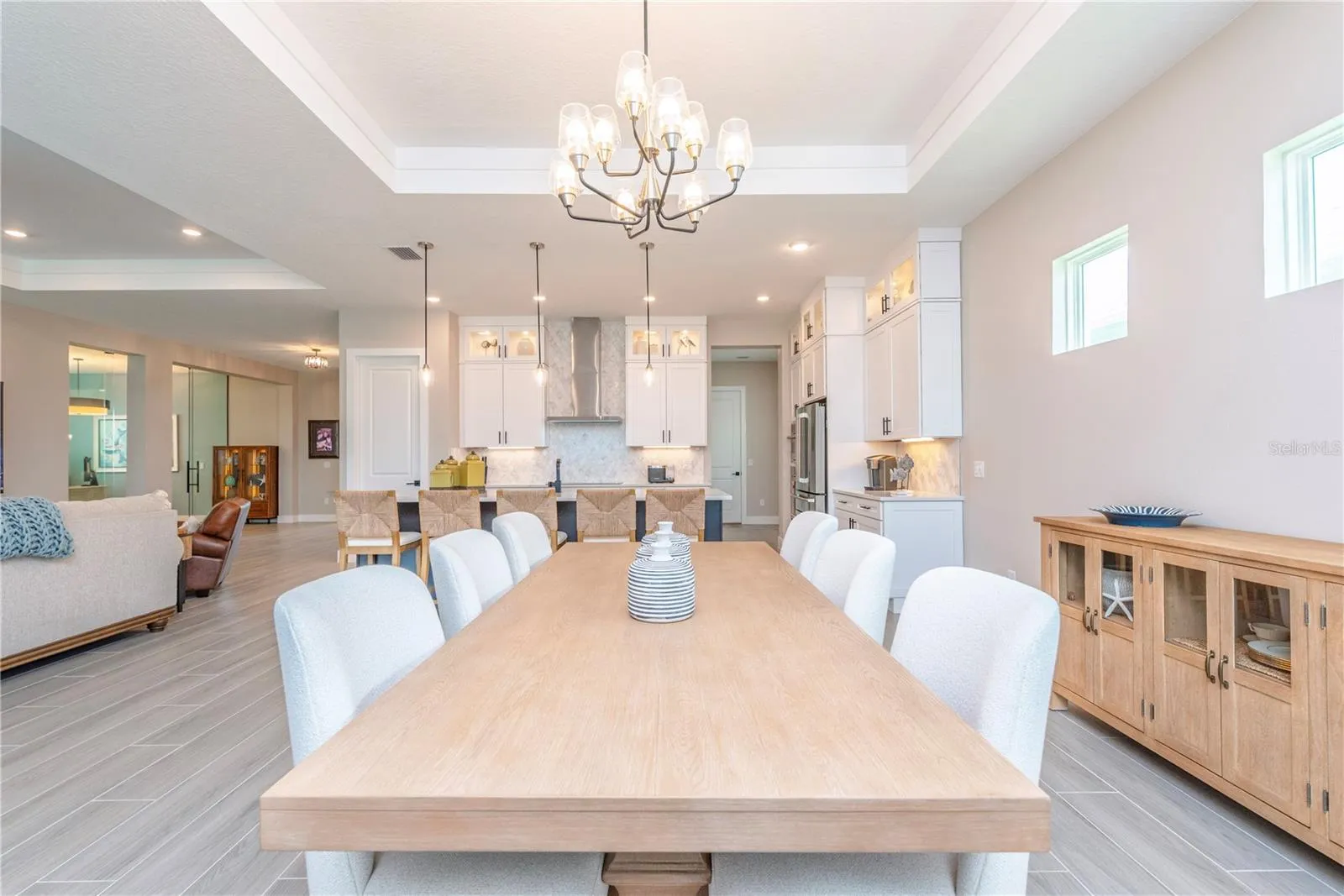 Dining room.