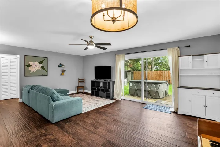 Living/Dining Room