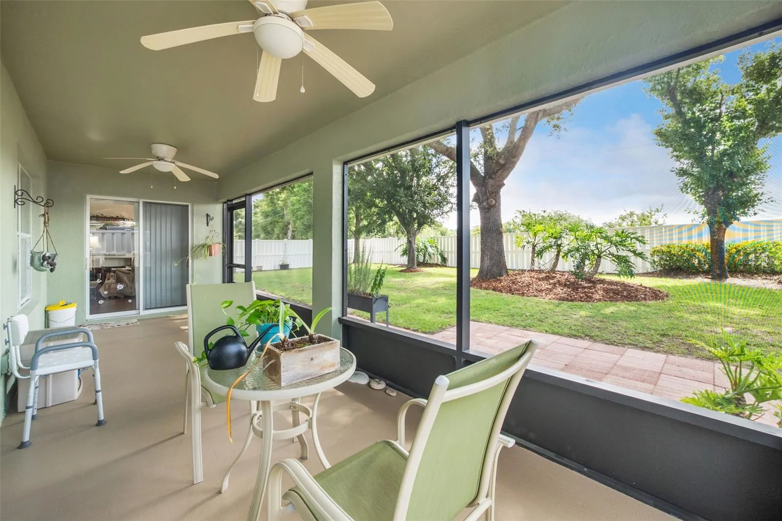 Lanai/Rear Screened Porch