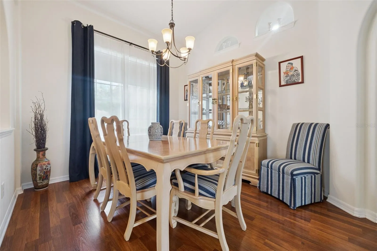 Formal Dining
