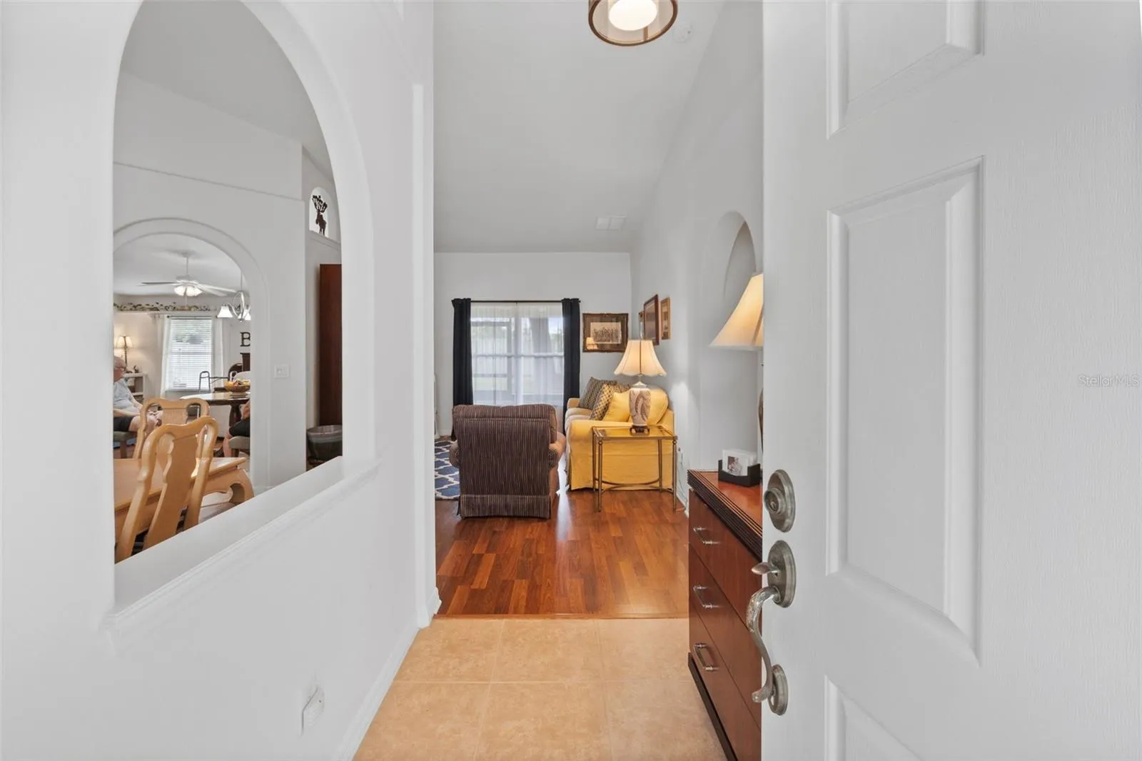 Foyer Entry