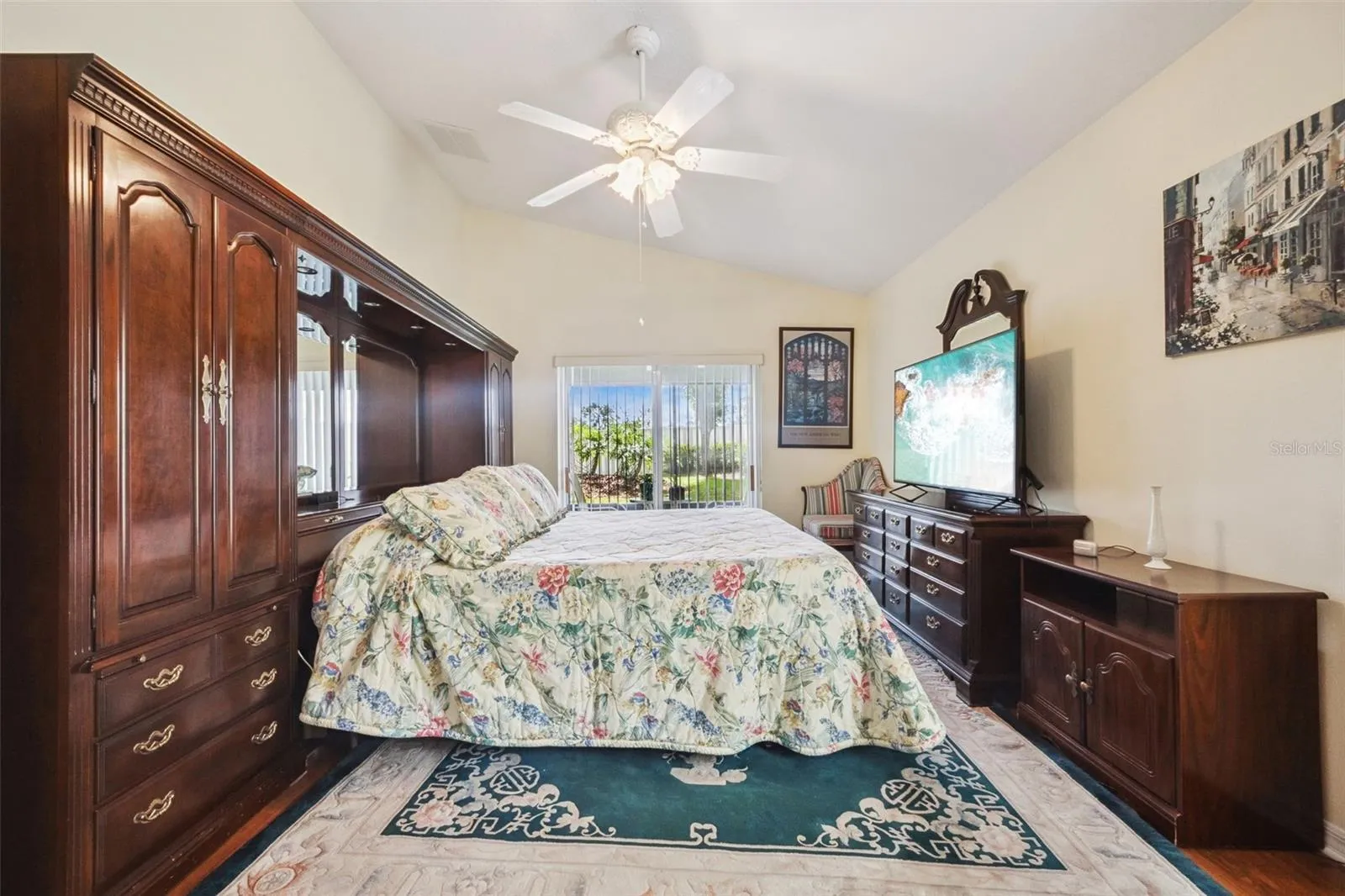 Primary Bedroom towards Lanai