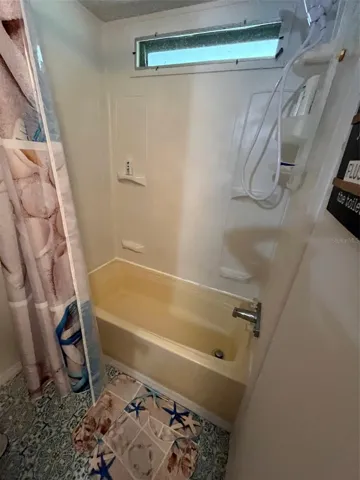 bathtub