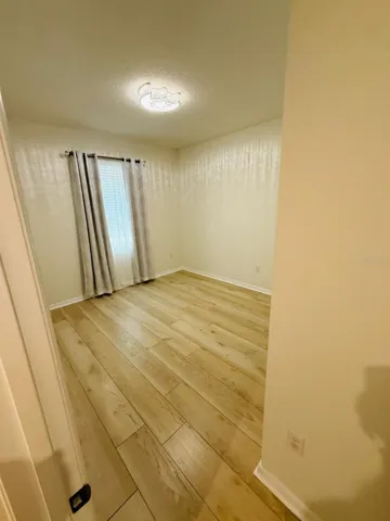 Bedroom 2 (1st floor)