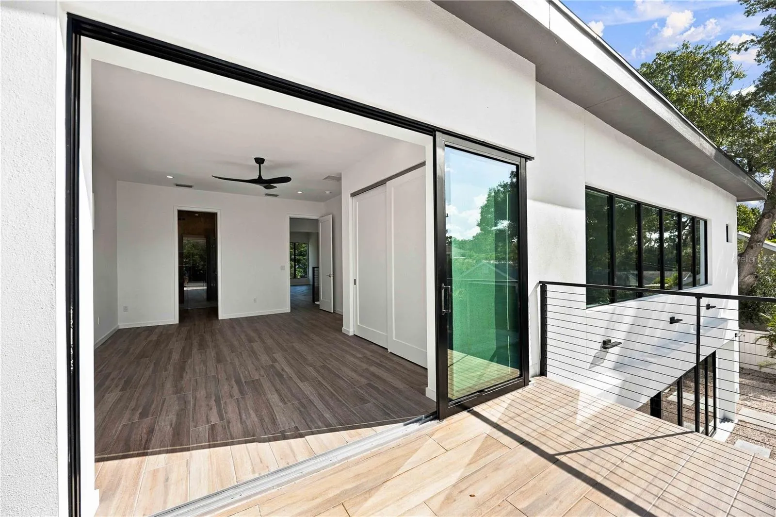 Upstairs 5th bedroom balcony