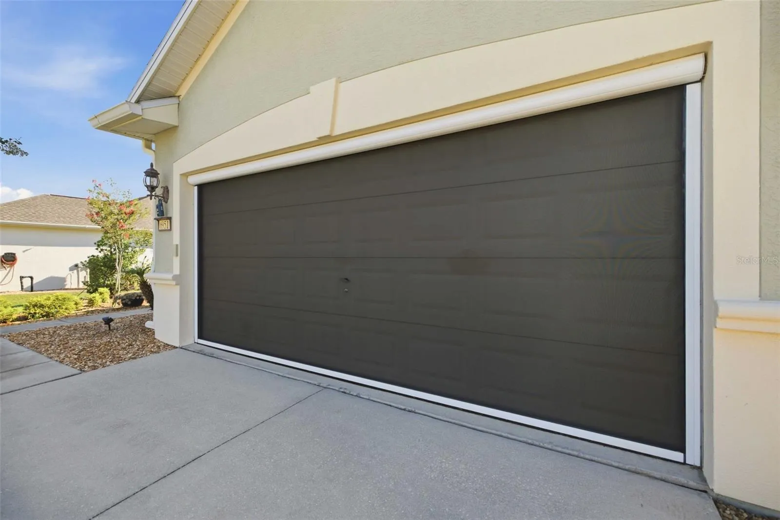 Remote garage door screen