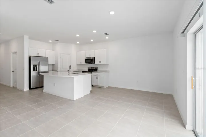 Kitchen with upgrades such as 42