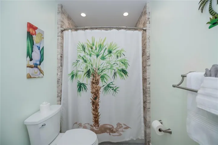 2nd Bath Tiled Tub/Shower Combo