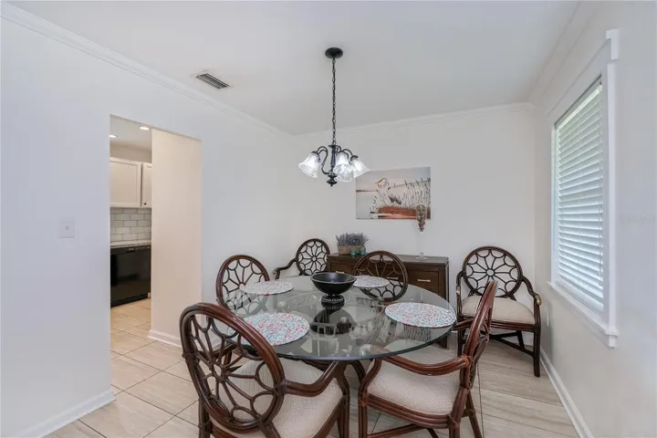 Dining Room Off Kitchen