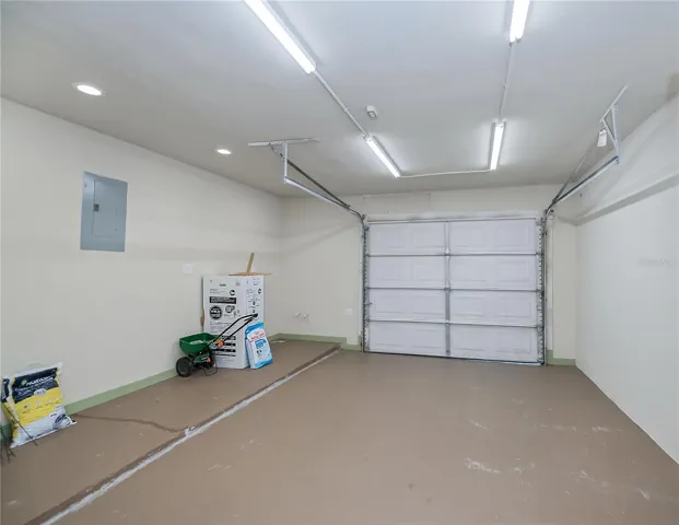 Full Garage