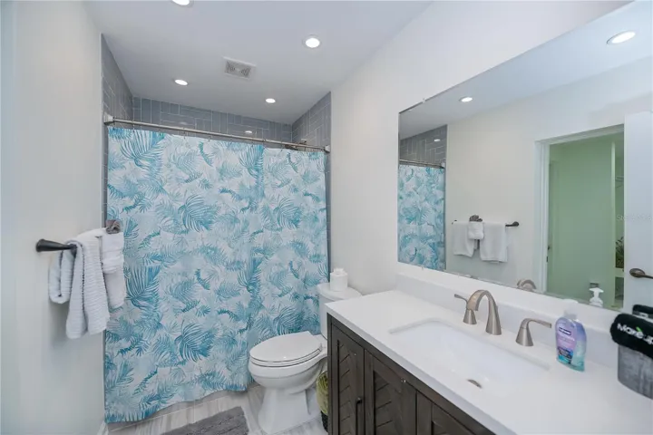 Ensuite Primary Bath