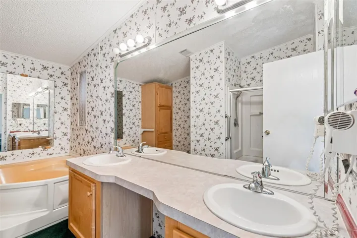 Primary Ensuite Bathroom