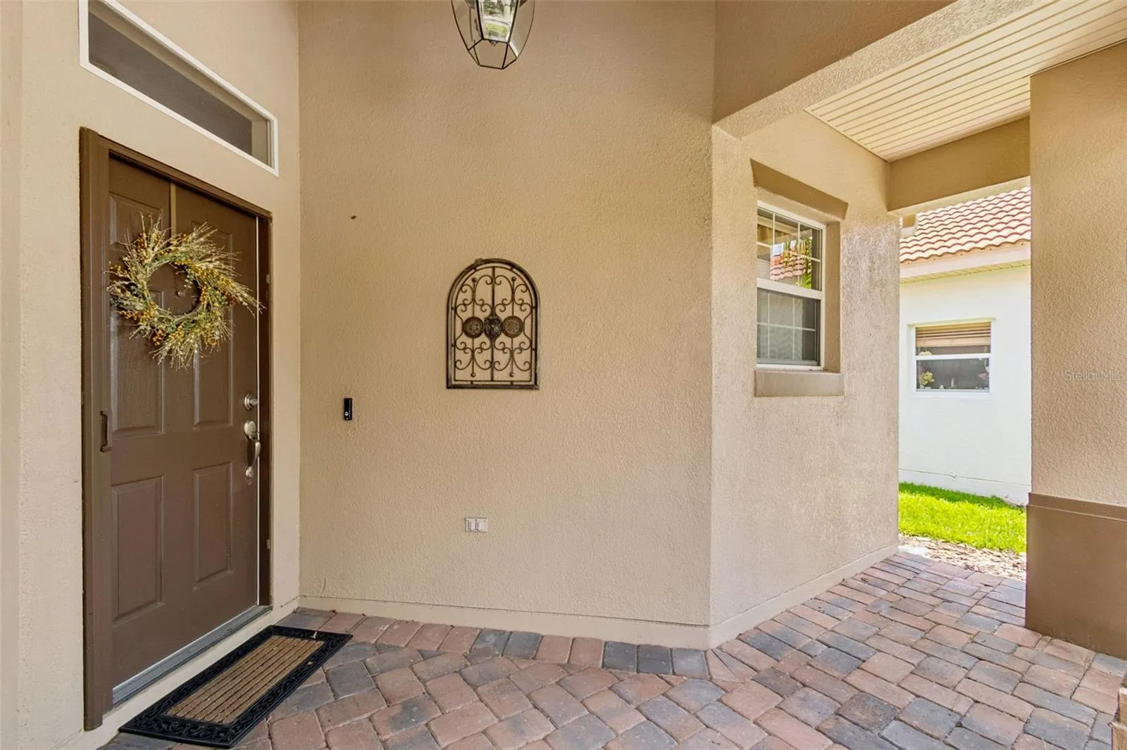 Covered front entryway