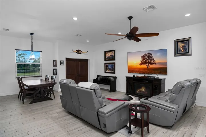 family room