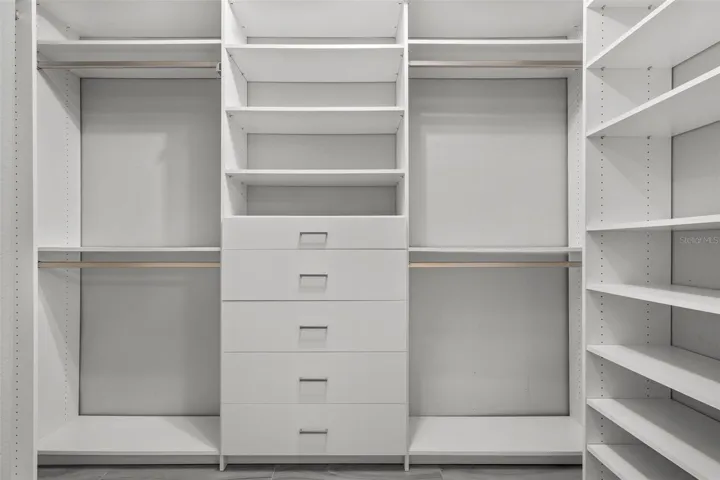 Main Bedroom Closet