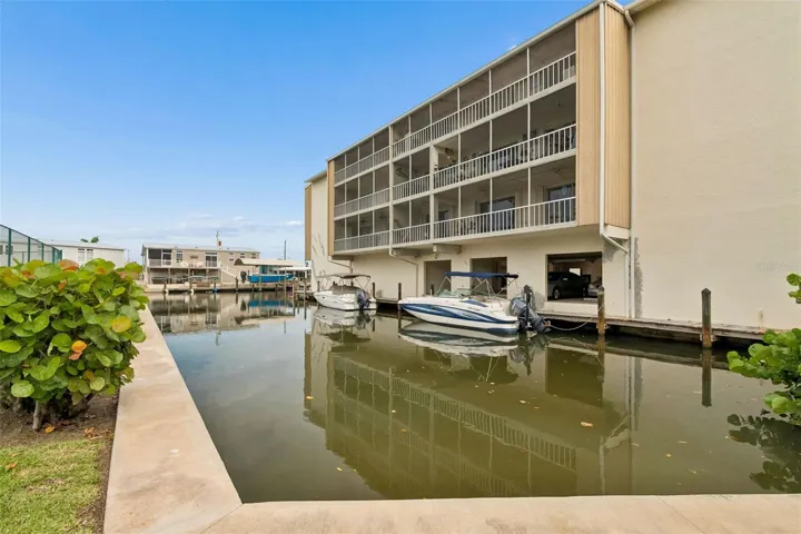 Owner boat parking for $2. per foot/per month