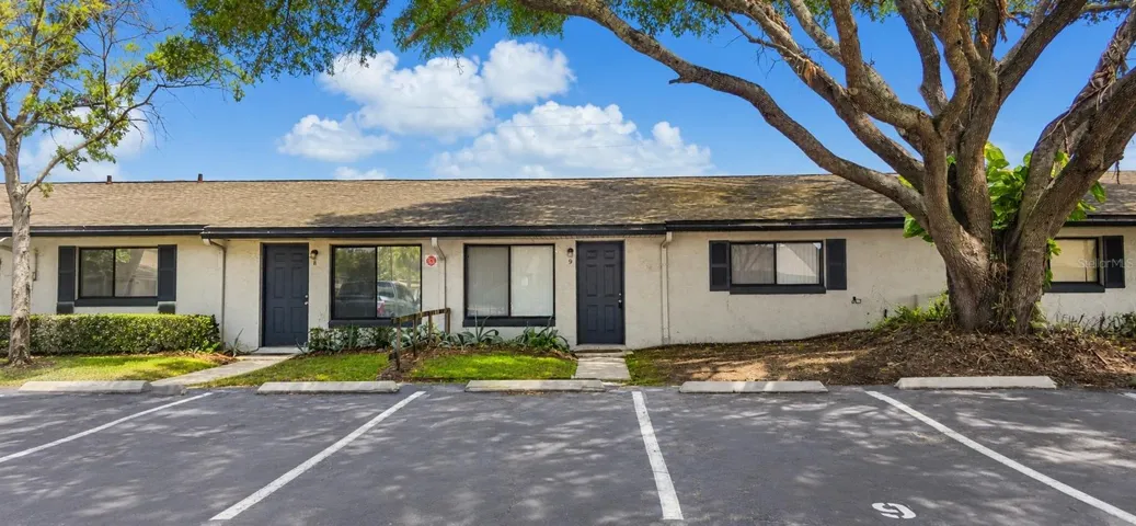 605 Northlake Blvd, Altamonte Springs, FL 32701