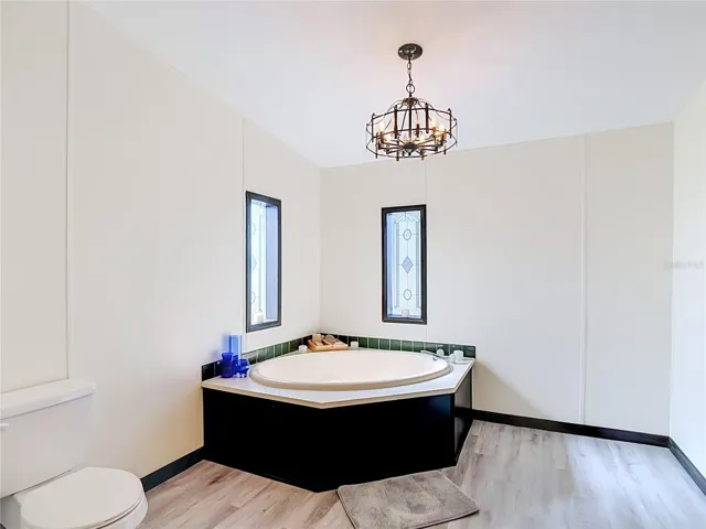 Garden tub