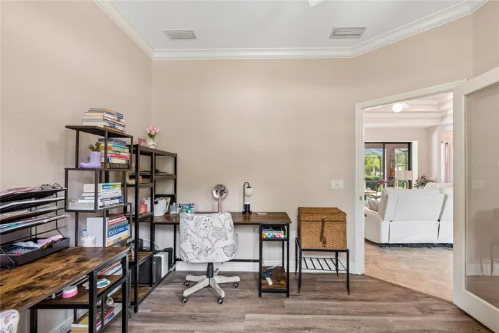 Front Office/Den