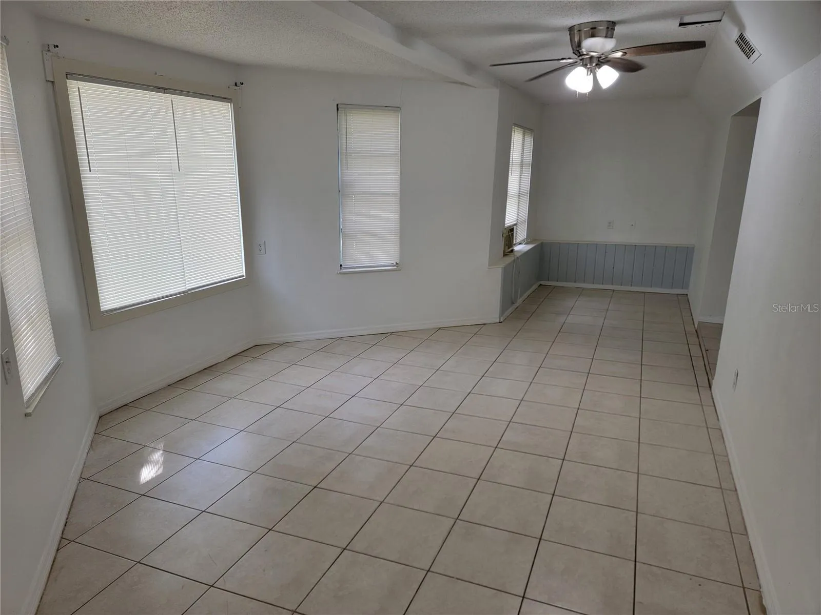 Dining area with Bay
