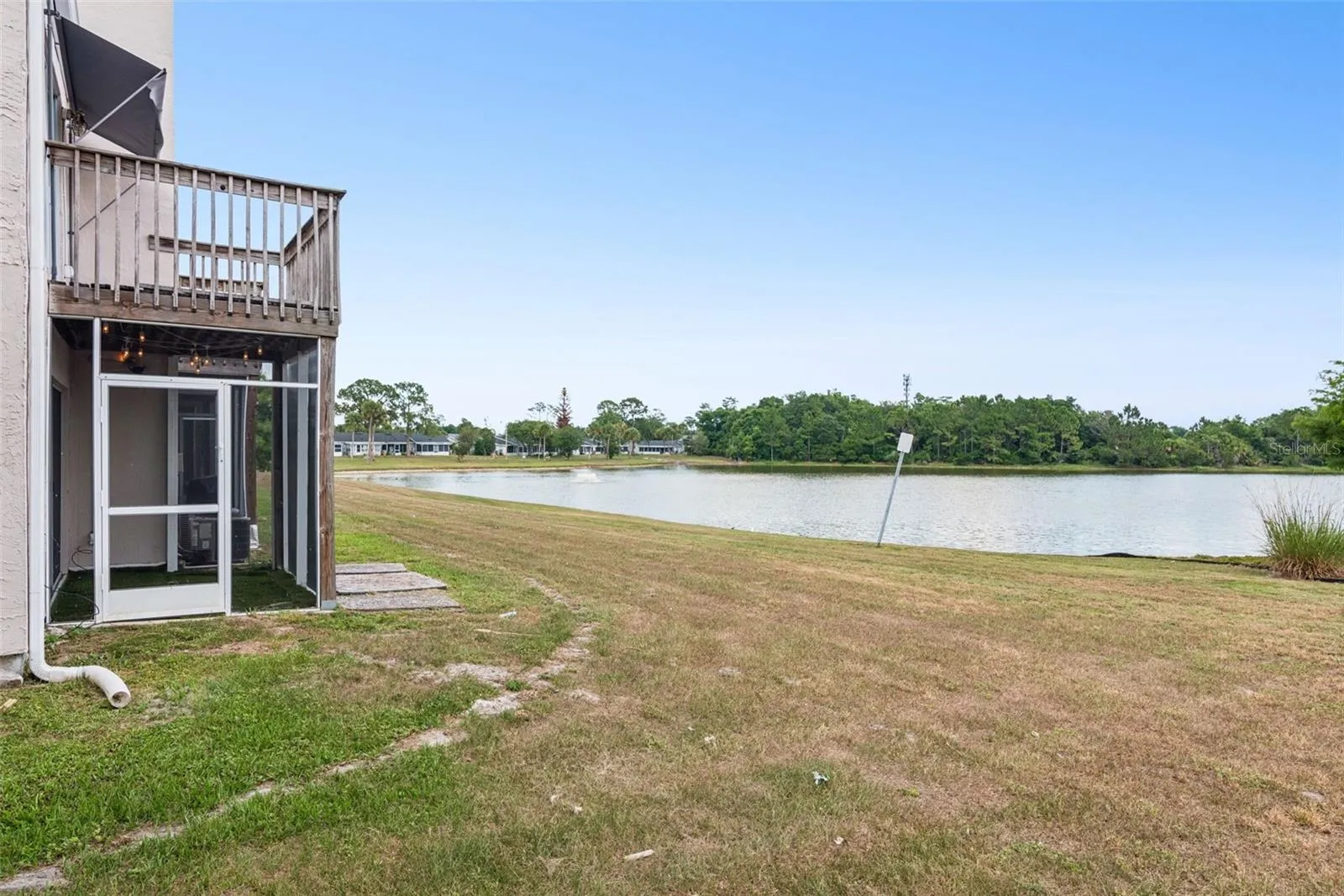 End unit pond view