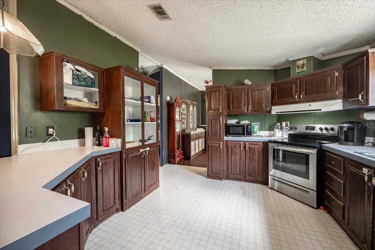 2210 D R Bryant Rd, Lakeland, Florida 33810 — photo 8