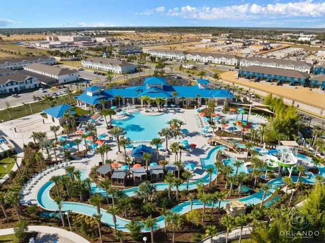 Windsor Island Resort entertainment hub. Resort style zero entry pool, lazy river, water slides, basketball, volleyball, outdoor sports bar and restaurant, athletic facility, game room, kid splash zone, cabanas and so much more...