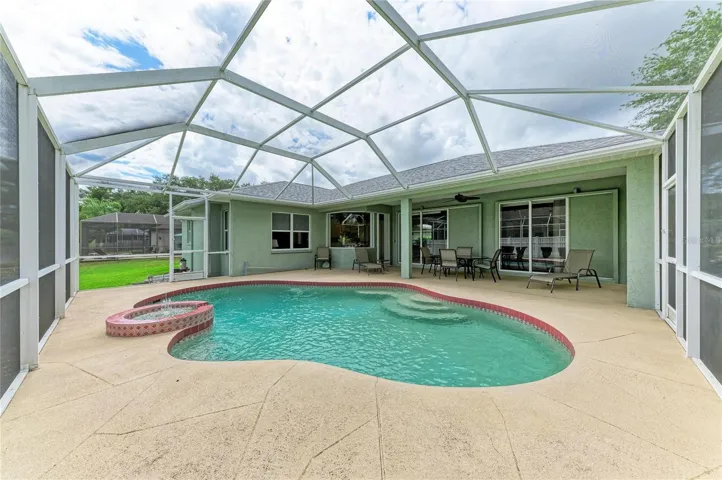 Lanai/Pool Area