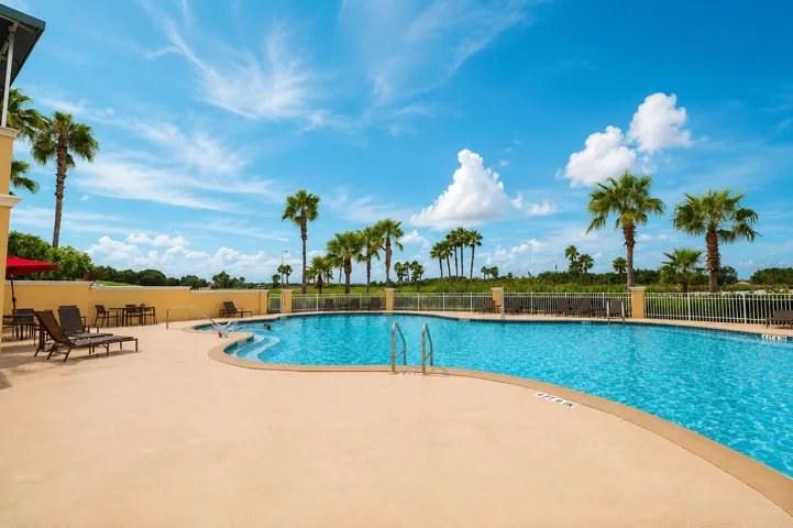 Community pool