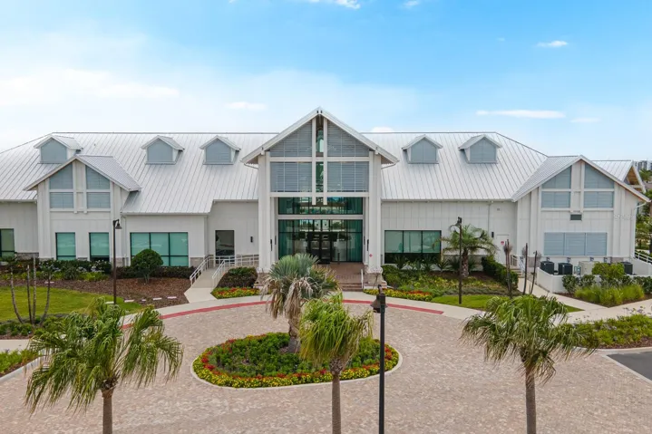 CLUBHOUSE