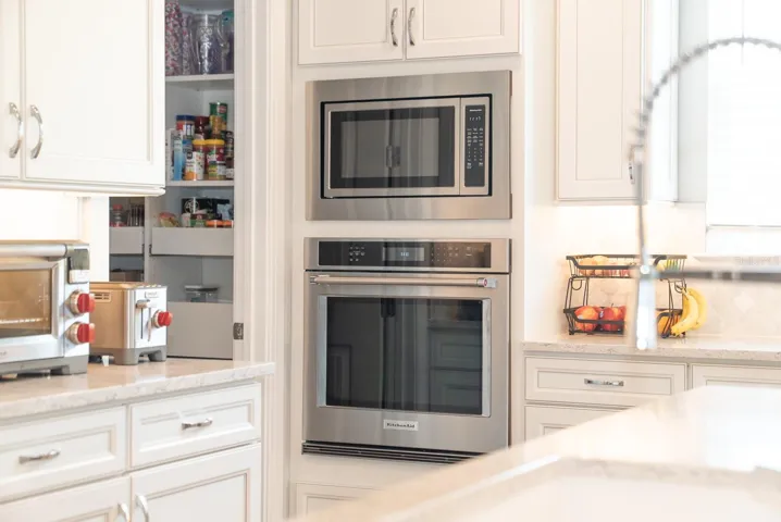OVEN/MICROWAVE