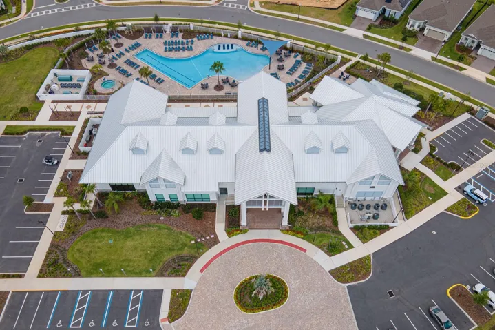 CLUBHOUSE