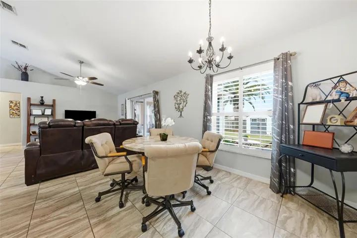 Breakfast nook