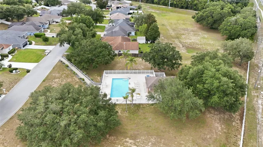 Community pool