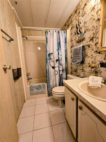 Hall Bathroom