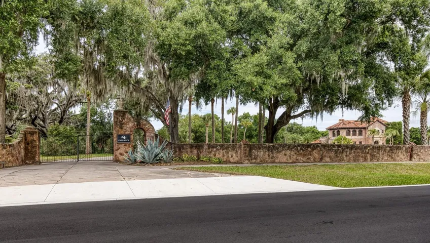The Historical Howey Mansion entrance directly across from the driveway.