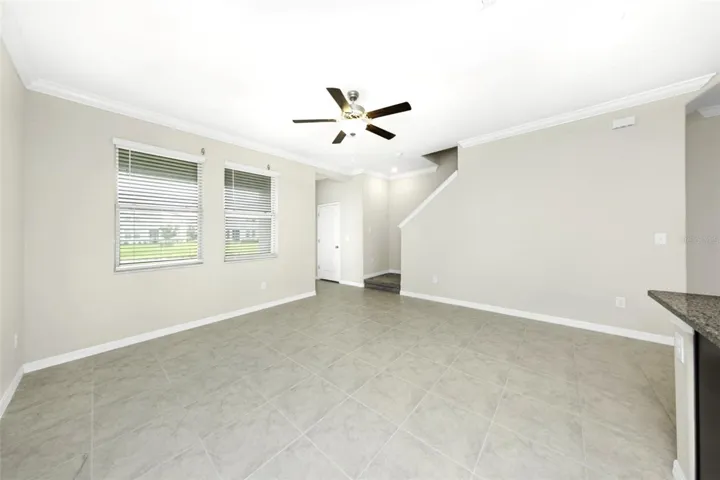 Spacious living room