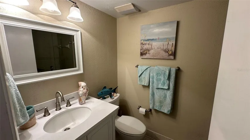 Remodeled Guest Bath #2