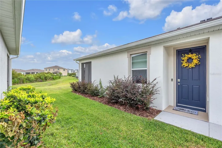 Situated on a private homesite close to the Woodcreek amenities, this home features a private entrance and screened lanai looking out over a conservation area.