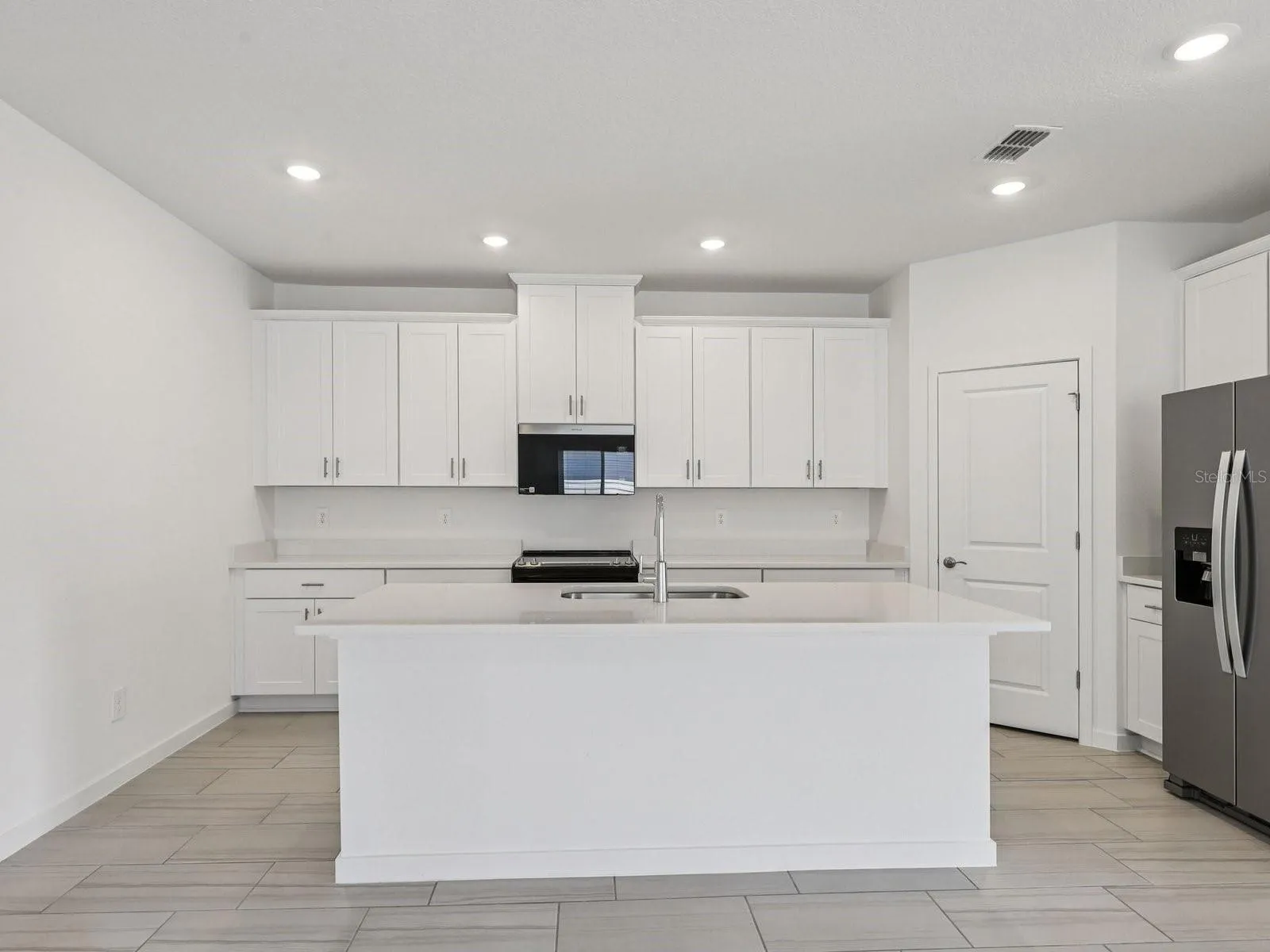 Photo is not of the actual home, but is an inspirational photo of builder’s model home and may depict options, furnishings, and/or decorator features that are not included