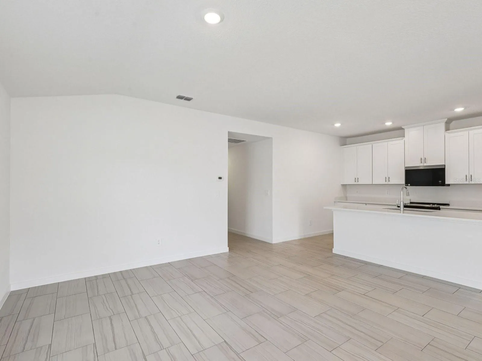 Photo is not of the actual home, but is an inspirational photo of builder’s model home and may depict options, furnishings, and/or decorator features that are not included