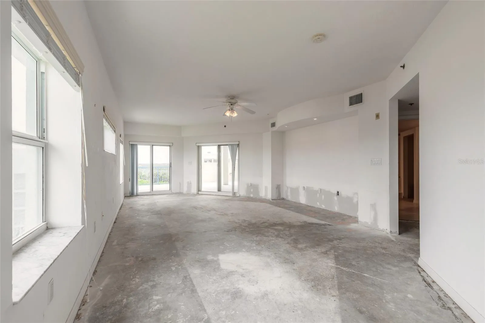 Virt Staged Primary Bedroom