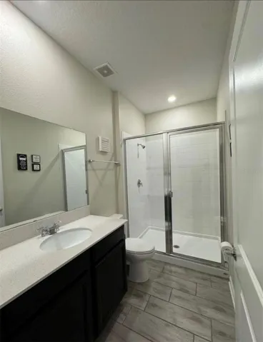 IN LAW SUITE FULL BATHROOM