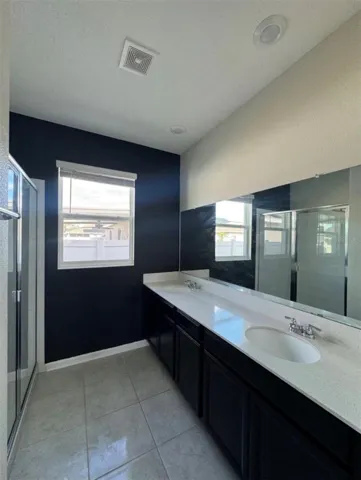 OWNER SUITE BATHROOM