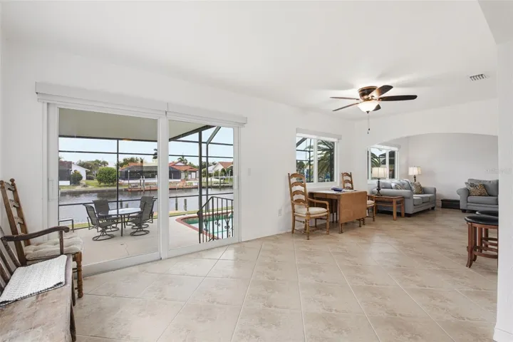 Additional Entertainment Room with Access to Pool