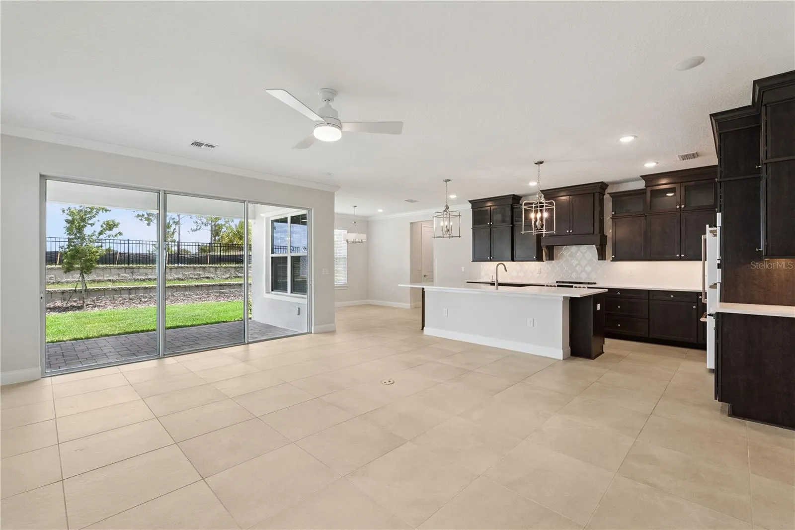 Living Room/Kitchen