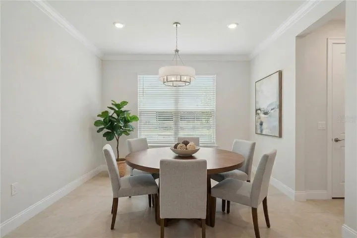 Virtually Staged Dining Space