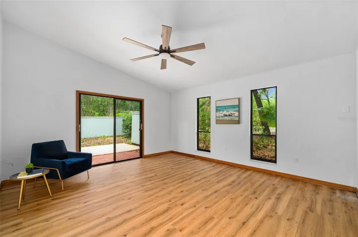 Primary Bedroom w/Private entry